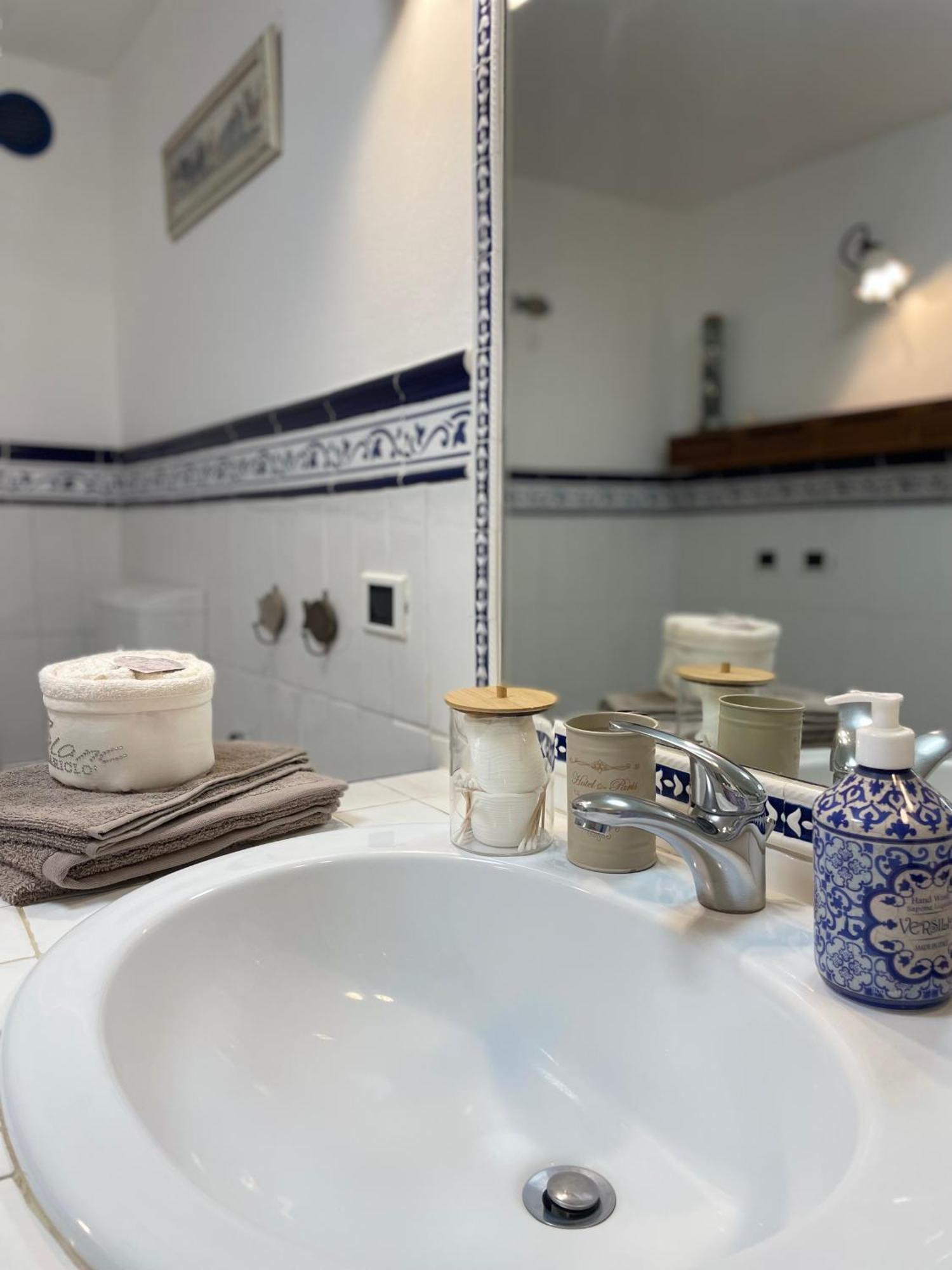 Casa Matilde Piano Terra 100Mq Con Parking E Piscina Apartment แฟร์รารา ภายนอก รูปภาพ